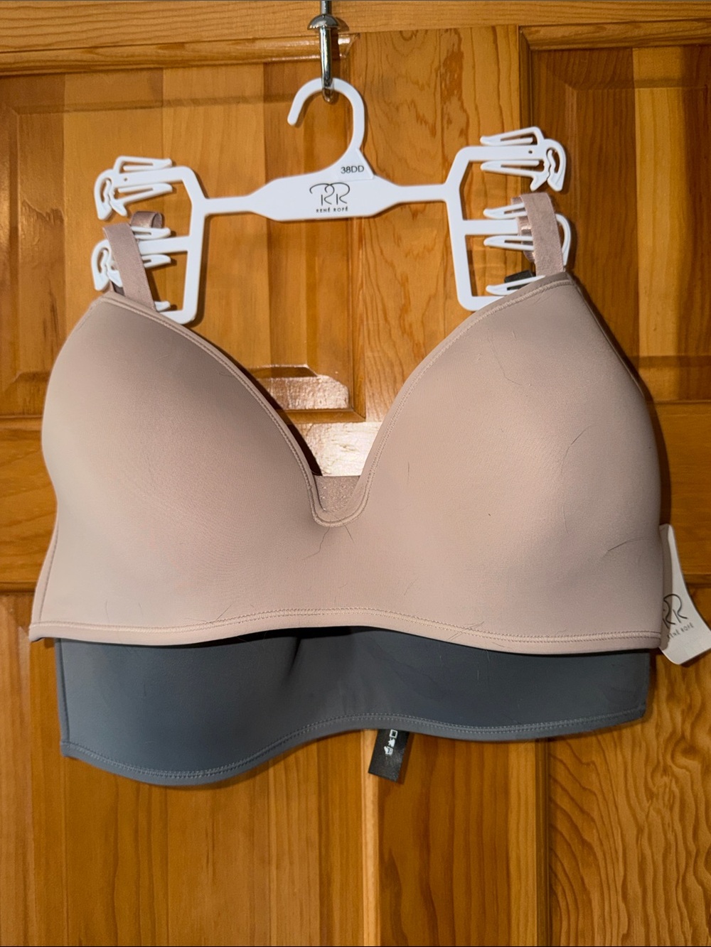2 Rene Rofe Beige and Gray Seamless Light Support Bras